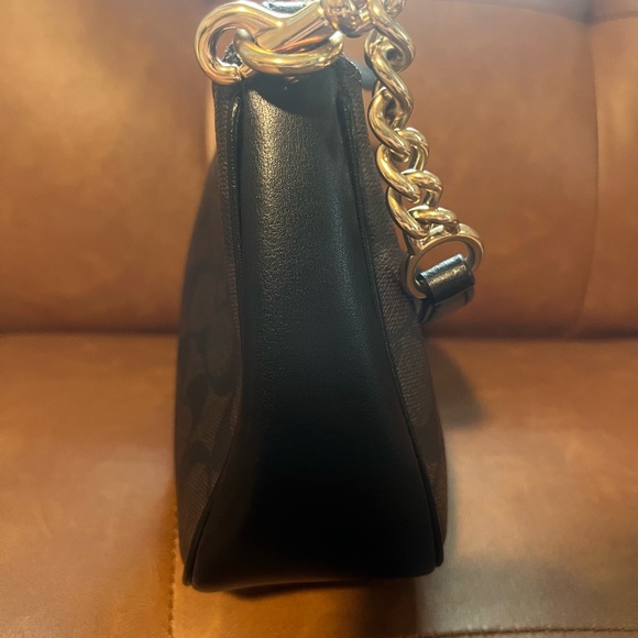 Coach Teri Signature Brown Shoulder Bag - Picture 5 of 16